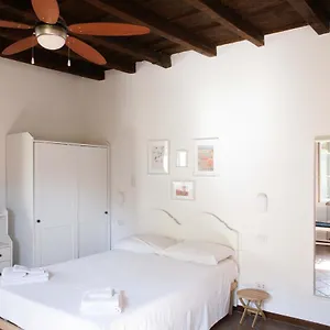 Bnbutler - Alzaia Naviglio Grande - Your Nest In The Romantic District In Appartamento
